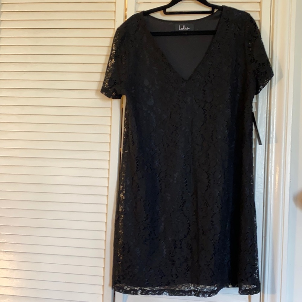 Lulu’s Black Lace Dress